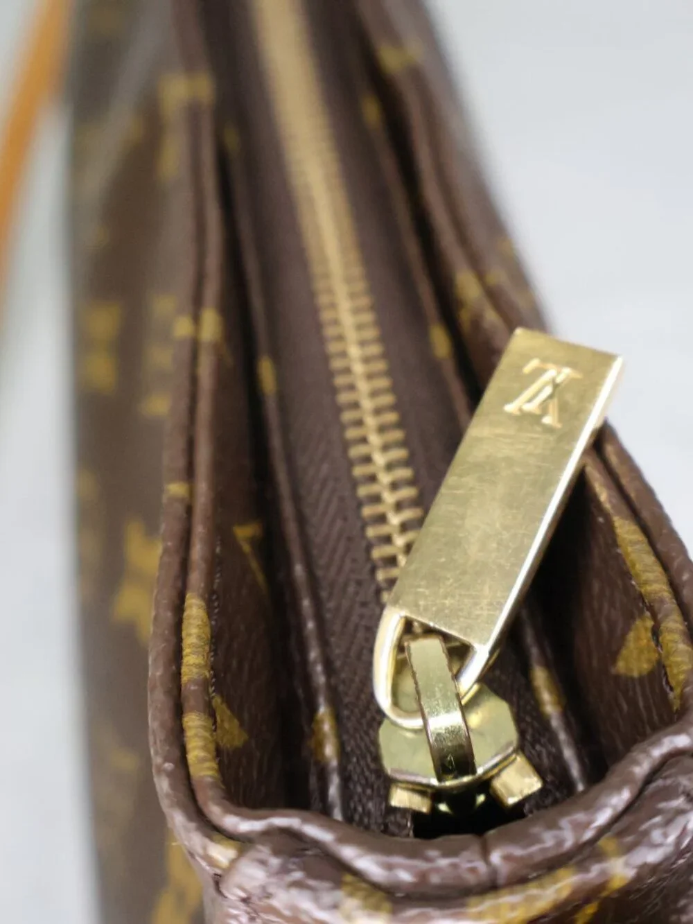 Louis Vuitton louis vuitton